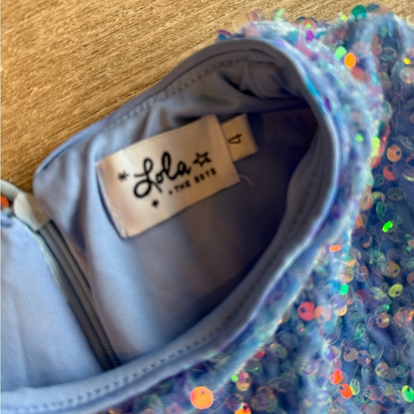 Lola + the boys Celeste sequin dress blue fur detail light blue - Picture 4 of 6